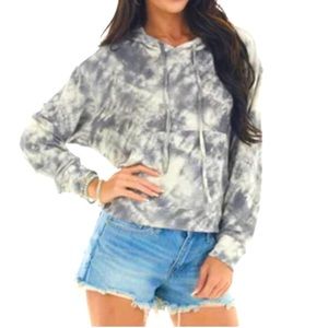 SO VELOUR  super soft, cropped , tie dye  hoodie, size small